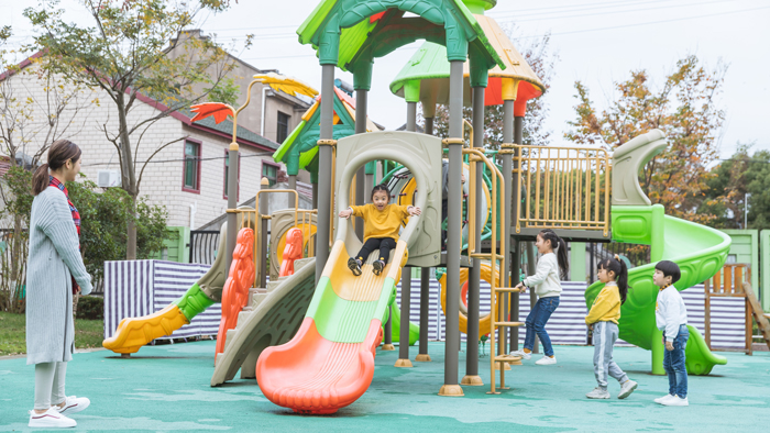 纳帕全日制学习中心关注幼儿园饮水健康，用幼儿园直饮水机！