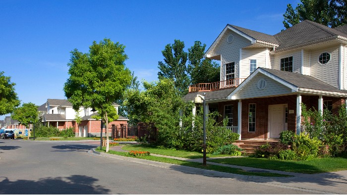 鼎宸环保为贵州某家属大院定制10吨/H软化水设备项目