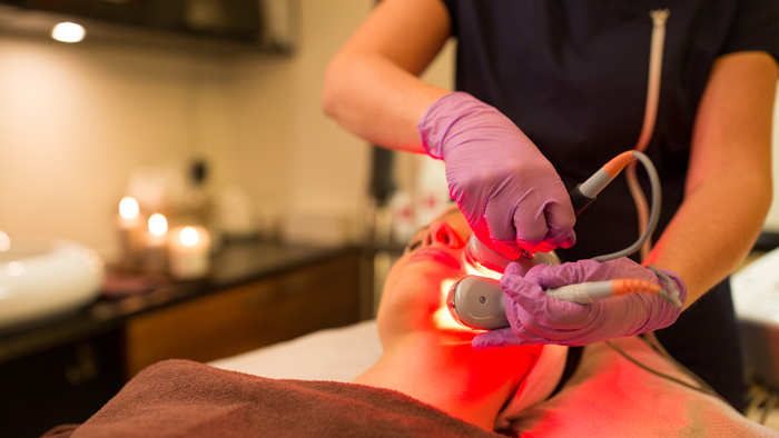 成都锦江华韩医疗美容诊所直饮水机安装，两层楼满足顾客饮水！